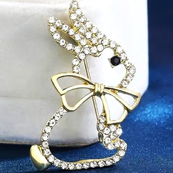 Rhinestone Bunny Brooch Pin Rabbit Playboy Stylish Glam Gold Simple Sparkle Bow - Picture 1 of 4